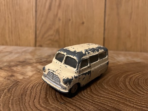 Corgi 404 bedford dormobile - corgi,