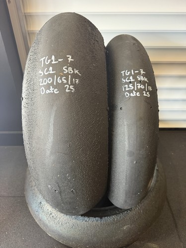Pirelli slicks bsb scrubs - slicks,
