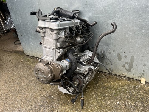 Kawasaki zx9r engine from - engine, a