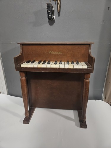 Vintage 1960 schoenhut - 1960's, 25