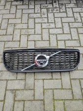 Volvo XC40 2020 R-Design Front