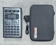 Roland SP-404MKII  wt travel