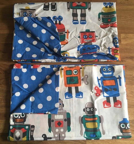 Vintage toy robots spots - &,