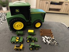 ERTL John Deere Farm Tractor