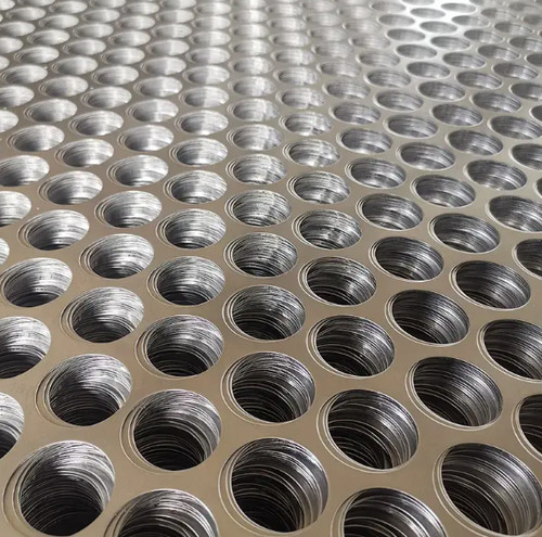 Perforated sheet metal plate - metal,
