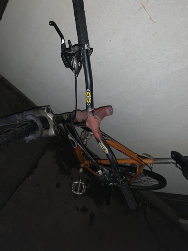 90s carrera kraken - pushbike,