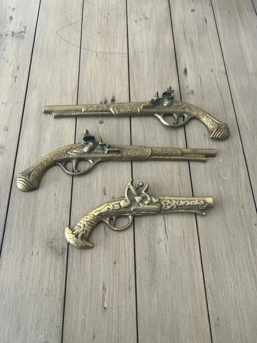 Vintage brass flintlock - 3x,