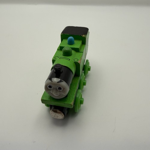Wooden train track oliver - train,