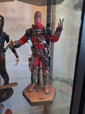 Sideshow Collectibles Deadpool
