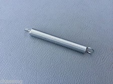 Mg  Mgb mgc Mgb gt  bonnet catch return spring  , loc bay30-k1