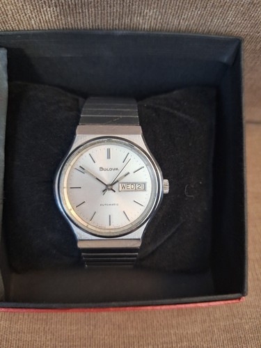 Vintage 1977 bulova automatic - bulova,