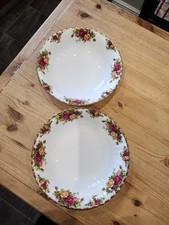 2 x Royal Albert OLD COUNTRY ROSES 24cm round serving bowls