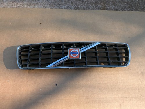 Volvo s60 front - volvo, radiator