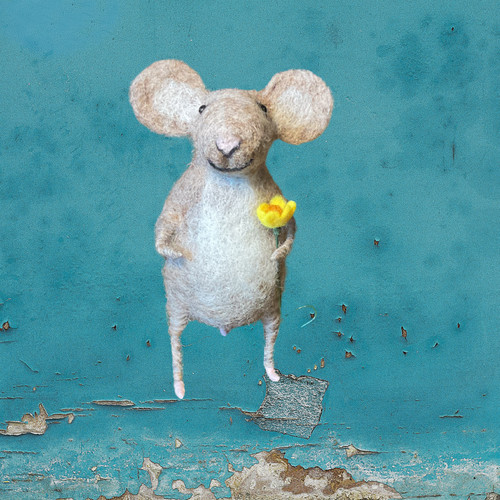 Needle felted little mouse - needle,