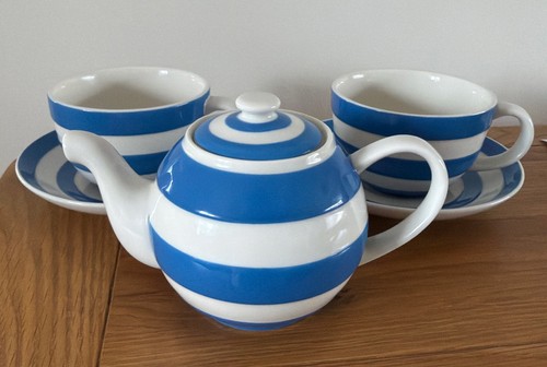 Green cornish blue - t,