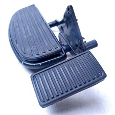 2001 Kawasaki Vulcan 800 VN800E Drifter Right Foot Rest - 340031488