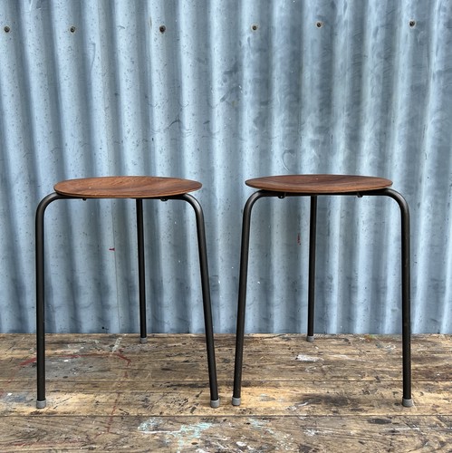 Pair mid century legged - pair, 3