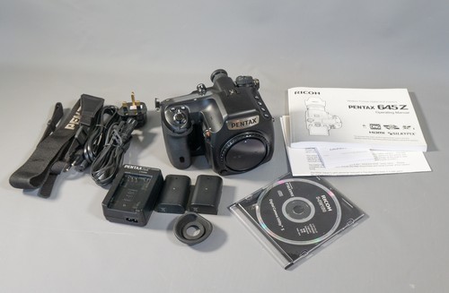 Pentax 645z digital - pentax,