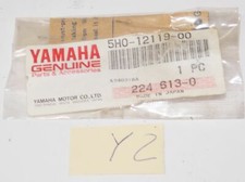 OEM YAMAHA 1983 2011 TRI-MOTO-4 SEROW TT225 FZ600 VALVE STEM SEAL 5HO-12119