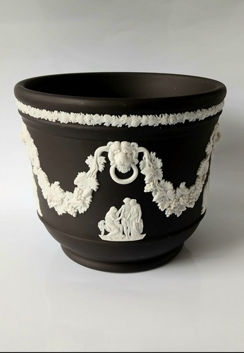 Wedgwood jasper black rare - wedgwood,