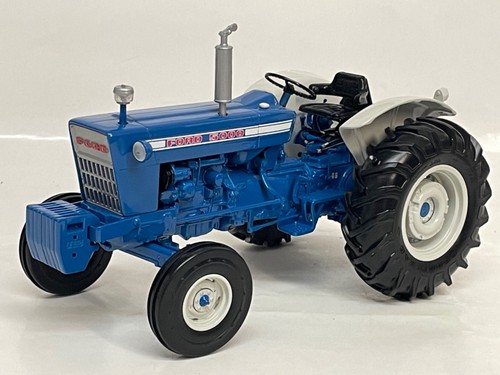 Scale ertl 13503 - 1/16,