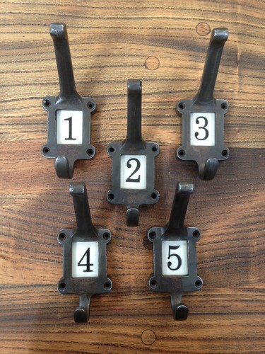 Cast iron school coat - cast,