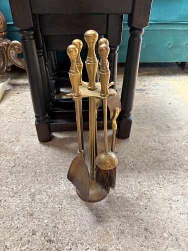 Vintage brass companion set - brass,