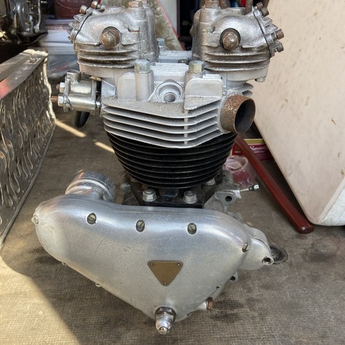 Triumph pre unit 650 engine - triumph, pre-unit