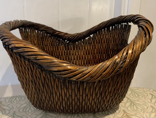 Vintage oval wicker log - oval,