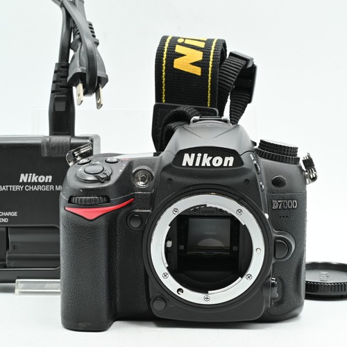 Nikon d7000 digital slr camera - nikon,
