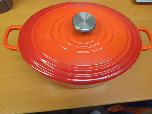 Bnwt orange cast iron - bnwt,