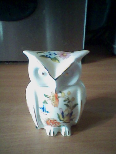 Aynsley cottage garden owl - cottage,