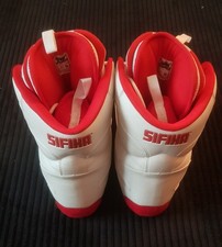 USD Rachard Johnson Sifika