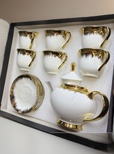 Porcelain Tea Set (13Pieces)