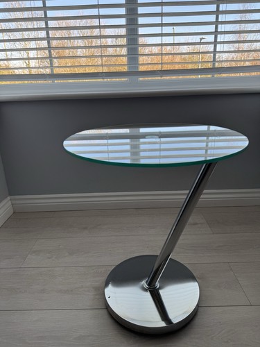 Side table - side,