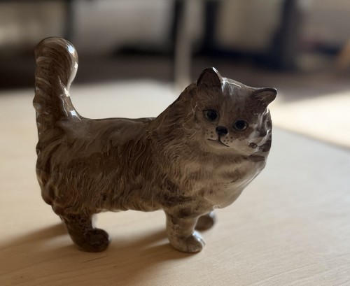 Beswick standing persian - persian, cat