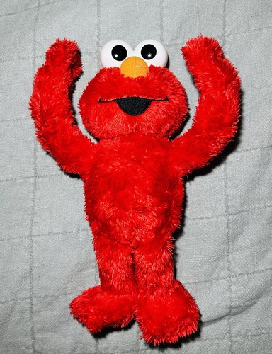 Sesame street talking elmo - street,