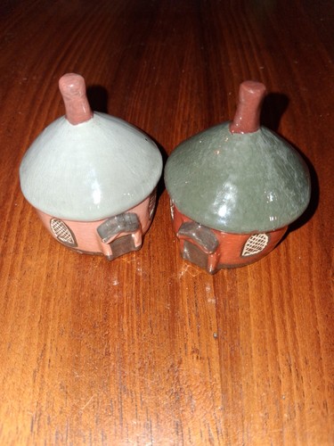 Mudlen end studio pottery - x,