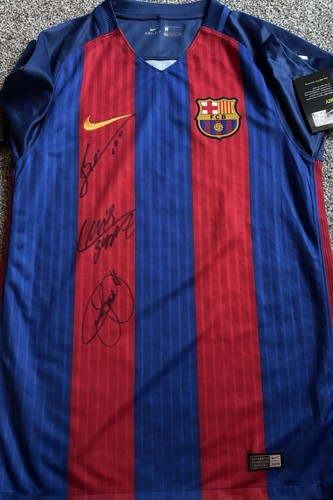Messi suarez and - messi,