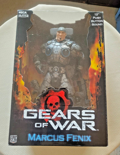 Neca gears war marcus fenix - war,