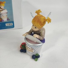 Enesco My Little Kitchen Fairies Yummy Yogurt Fairie Fairy With Box 4029709