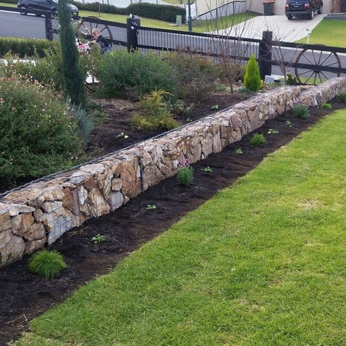 Quality metal garden - garden, gabion