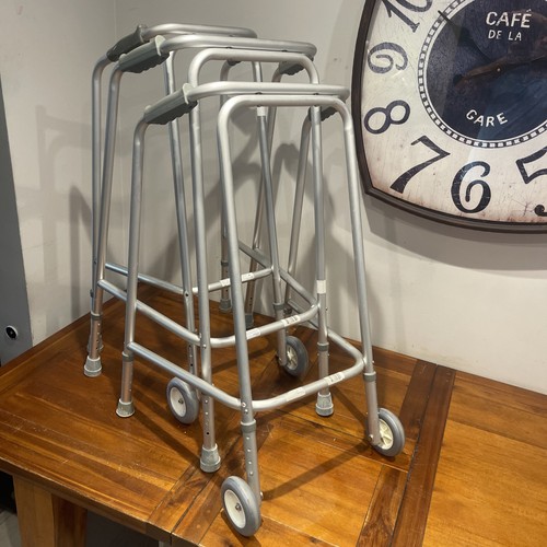 Zimmer frame wheeled - 3x,