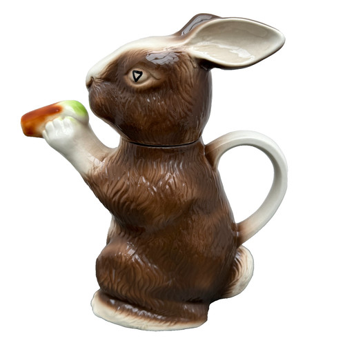 Vintage brown white novelty - &,