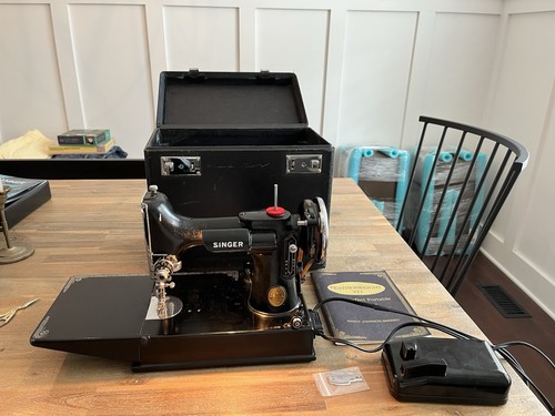 Vintage 1941 singer - 1941,