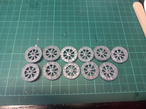 Wooden cart wheels warhammer - wooden,