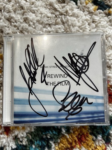 Hand signed manic - hand,