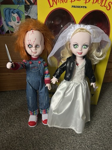 Chucky and tiffany - living, dead