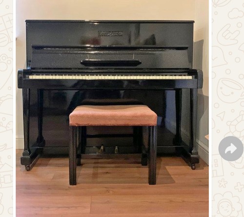 Vintage upright piano - ,