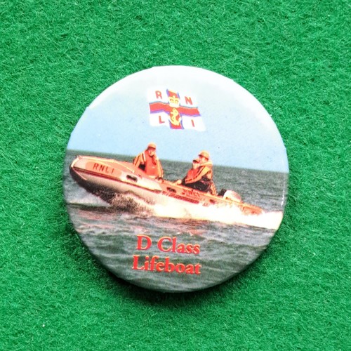Vintage pin badges - pin,